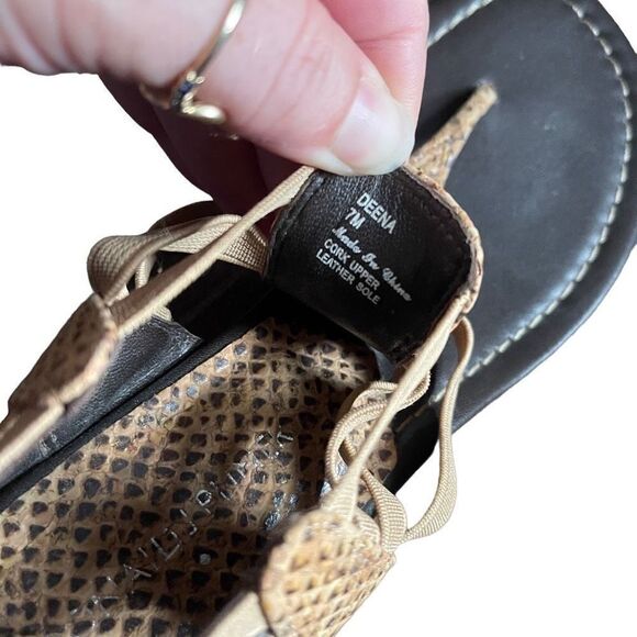 Donald J. Pliner SIGNED Deena Wedge Sandals Size 7 EUC AUTOGRAPHED - Picture 7 of 16